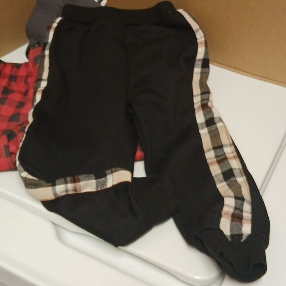 🩷3 Sweatpants, 1 pair Holiday pants, for playing. Garanimals, Shein, Rubble - Picture 6 of 9